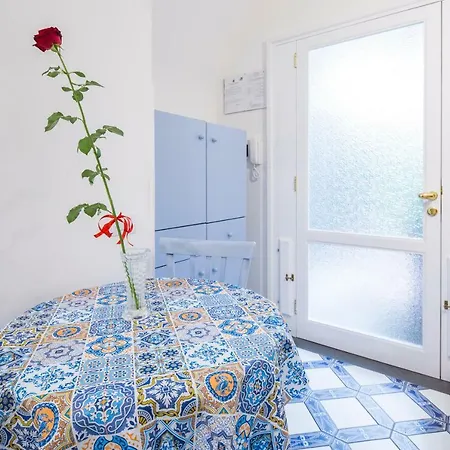 Guest house Elisa *
